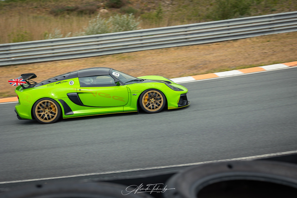 R6PZ0502 _Alexander Tschuncky | Entdecken Sie die faszinierende Welt von Alexander Tschuncky Arts: Kreative Fotografie, atemberaubende Automobilkunst und hochwertiger Bilderdruck. Lassen Sie sich inspirieren! - Realisiert mit Pictrs.com