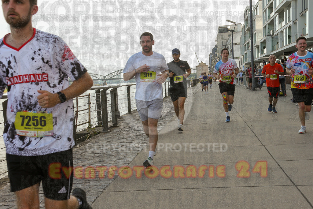 250920_1449_EX1_7723 | Sportfotografie im Rhein-Sieg Kreis, Köln, Bonn, NRW, Rheinland Pfalz, Hessen, etc. Unser Tätigkeitsfeld umfasst den Laufsport vom Volkslauf über den Marathon, Duathlon, Triathon bis zum Ultralauf wie Kölnpfad Ultra oder Schindertrail.