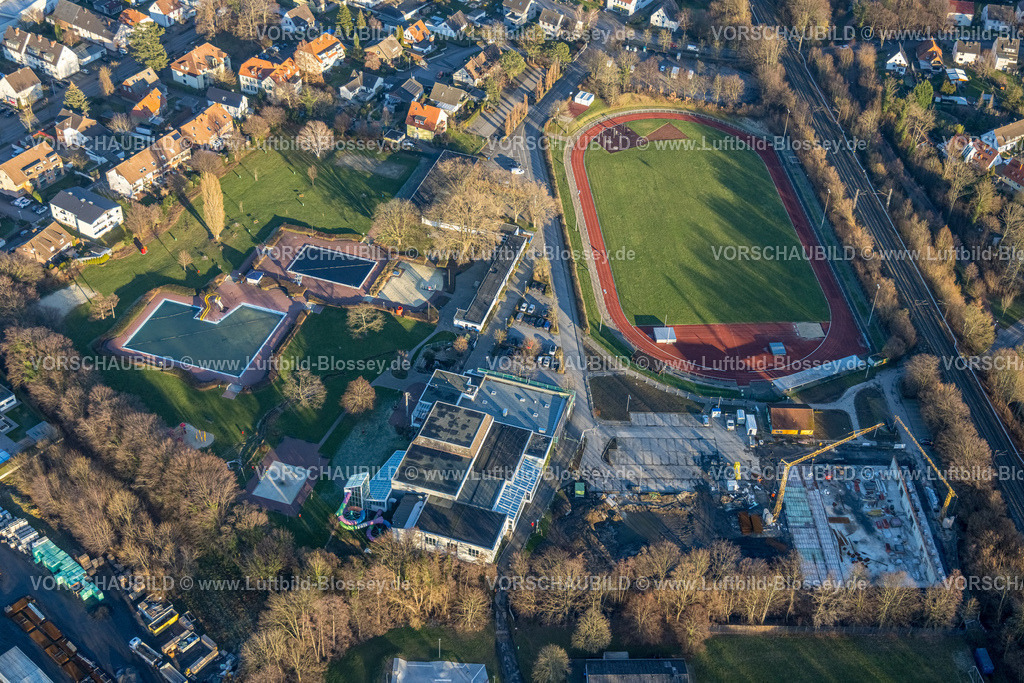 Werl230206357 | Luftbild, Heinrich Buchgeister Stadion mit Baustelle und Neubau, Freizeitbad Werl, Werl, Soester Börde, Nordrhein-Westfalen, Deutschland