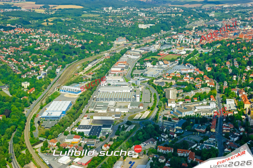 Die Luftaufnahme der Stadt Coburg wurde vom UL-Flugzeug heraus erstellt ( keine Drohne )- hohe Auflösung für beste Qualität