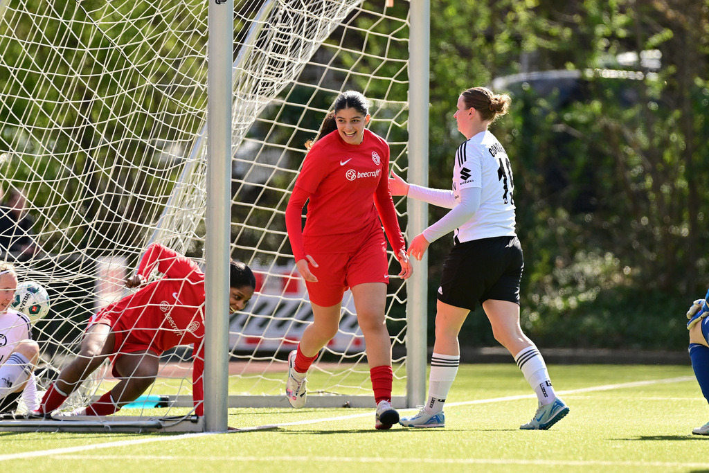 Fußball I Frauen I Saison 2024-2025 I Oberliga Hamburg I 19. Spieltag I ETV Hamburg - SC Concordia | Der Sportfotograf. - Realisiert mit Pictrs.com