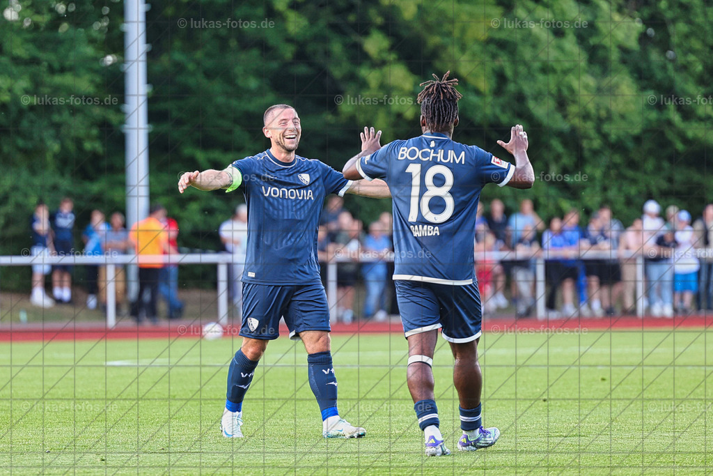 TuS Harpen - VfL Bochum | Testspiel des VfL Bochum gegen den TuS Harpen im Juli 2025 - Realisiert mit Pictrs.com