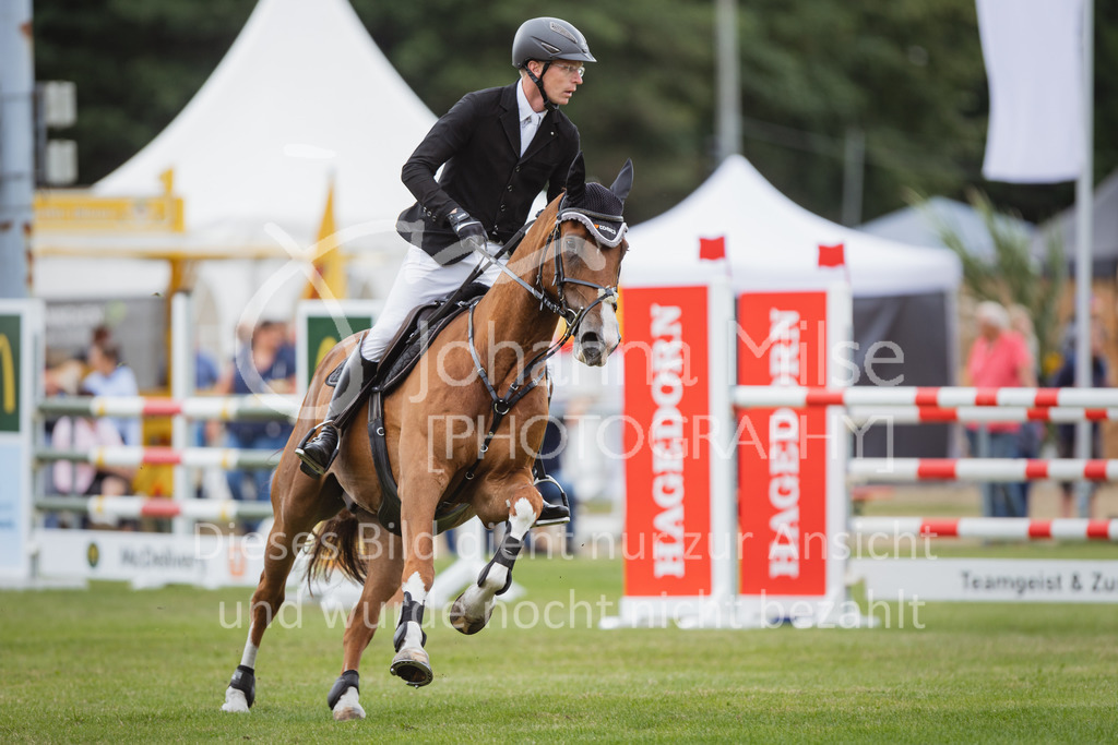 220715_LC_Youngster-M-524 | Deine schönsten Turniermomente als professionelle Fotos! Entdecke hochwertige Pferdesport-Fotografie im Online-Shop. Jetzt Fotos finden & bestellen!