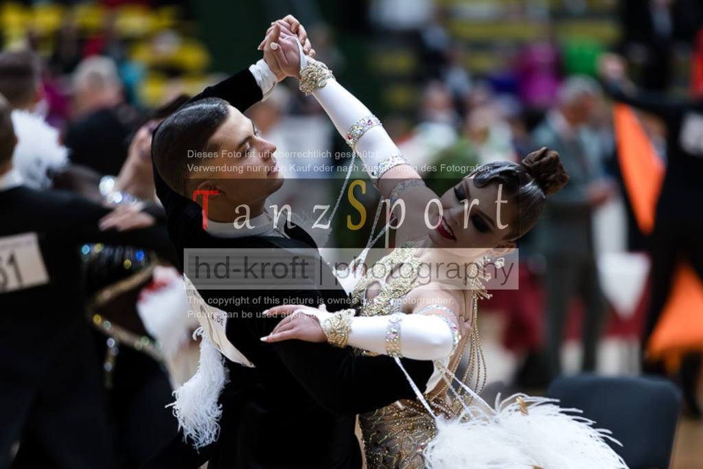 20250517_HessenTanzt_WDSF_IntOpen_Std_1071 | Tanzsportbilder, Standardtanz, Lateintanz, WDSF, DTV, LTVB, dancecomp, goc, hessen tanzt, blaues band der spree, walzer, tango, wiener walzer, slowfox, quickstepp, samba, rumba, cha-cha-cha, paso doble. jive, hd-kroft photography, turniertanzsport
