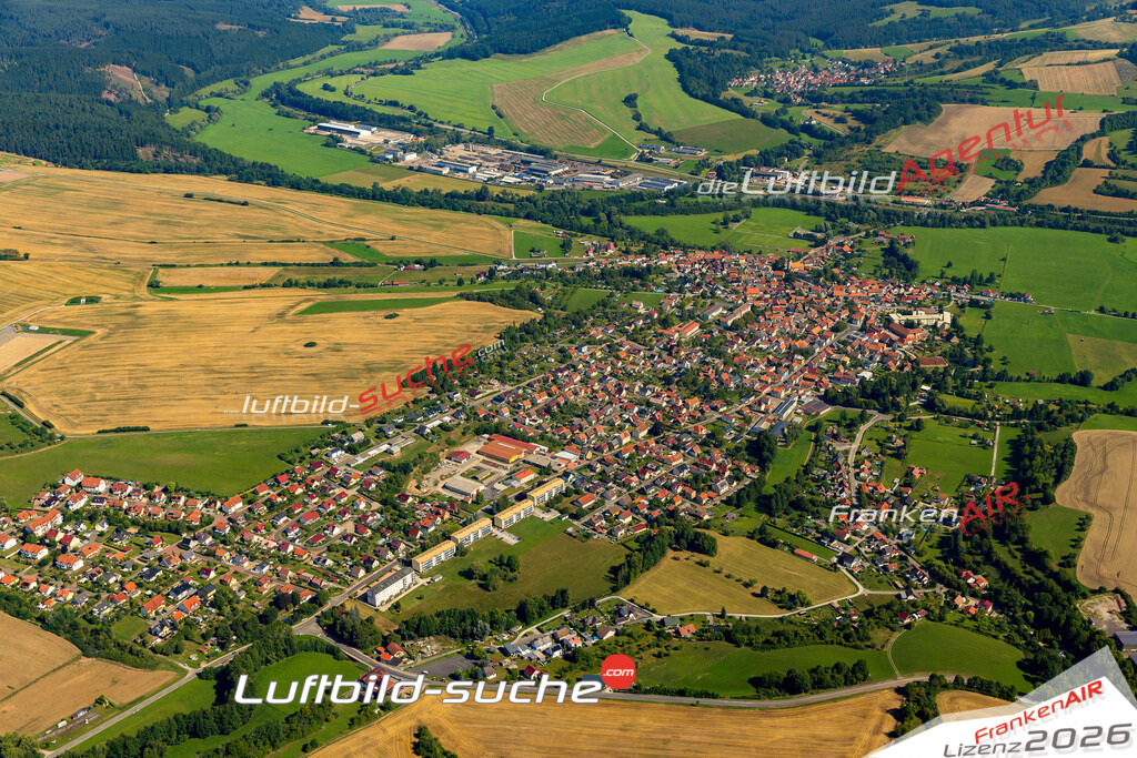 Schöne Luftaufnahme als Geschenk in Walldorf Meiningen - Die Luftbildaufnahme wurde 2025 vom UL-Flugzeug heraus erstellt ( keine Drohne ) - Hochauflösende Luftaufnahme -Nicht vergleichbar mit Google Maps oder Satelittenbilder- Die Geschenkidee !Mit Lizenz und Bildrechte bestellbar