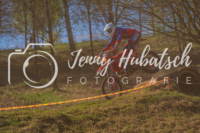 JHF.ECHT.4h.Samstag1263 | jennyhubatsch-endurofotografie