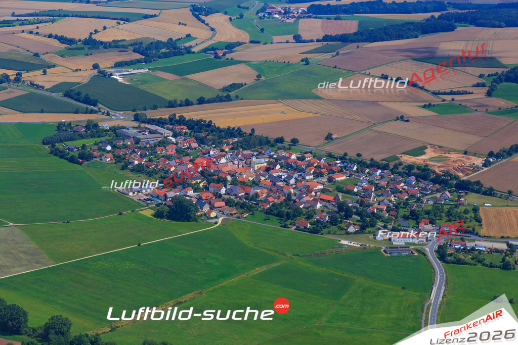 Luftbild von Kaltenbrunn Itzgrund - Luftaufnahme wurde 2017 von https://frankenair.de mittels Flugzeug (keine Drohne) erstellt - die Geschenkidee