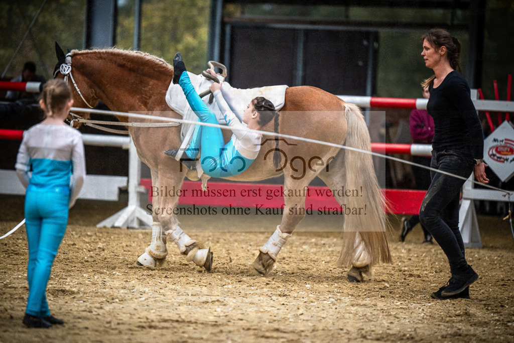 DOS_0223 | Entdecke hochwertige Reitturnierfotos von Foto Oger. Professionell, emotional und authentisch – jetzt Lieblingsmomente im Shop bestellen.Deutschlandweite Turnierfotografie. - Realisiert mit Pictrs.com