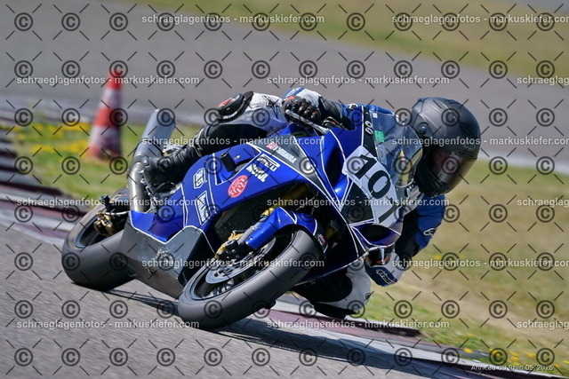 26BT02-0995 | markuskiefer.com - Realisiert mit Pictrs.com