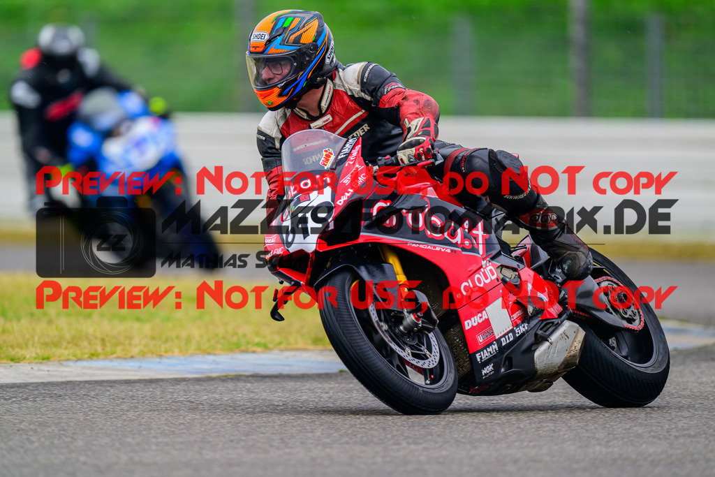 MaZZes_Fotomatrix_20240923_6007705_2417 | Fotograf Mathias Schmid
Sportfotograf,
Eventfotograf,
Hochzeitsfotograf,
Portraitfotograf