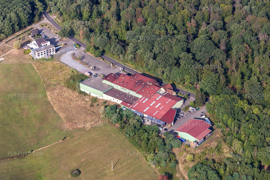 Aerial view: Cave Vinicole de Cléebourg in Rott in the state Bas-Rhin, France.Photo: IMG_134271.jpg taken on 08/29/2022 by Werner Riehm/FLY-FOTO.comResolution of the original: 5472 x 3648 pxWWW.CAVE-CLEEBOURG.COM