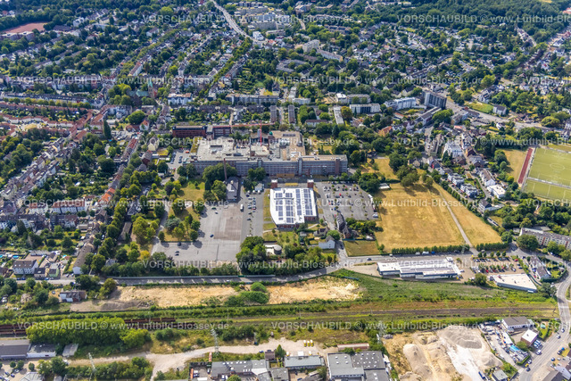 Muelheim220802291 | Luftbild, Standardkessel Baumgarte GmbH, Technikum Mülheim Ausstellungs- und Handelszentrum mit Solardach, Baufläche an der Liebigstraße, Speldorf, Mülheim an der Ruhr, Ruhrgebiet, Nordrhein-Westfalen, Deutschland