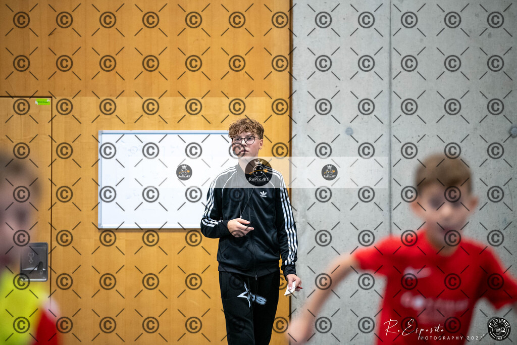 20231126_FCR_Hallenturnier_F1_078 | Sport und Naturfotografie von Roberto Esposito zeigt echte Momente Bewegung und die Schönheit der Natur. Ausdrucksstarke Bilder schaffen Emotionen.