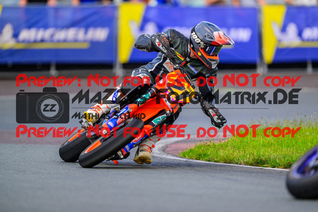 MaZZes_FotoMatrix_240623_6007705_2322 | S1