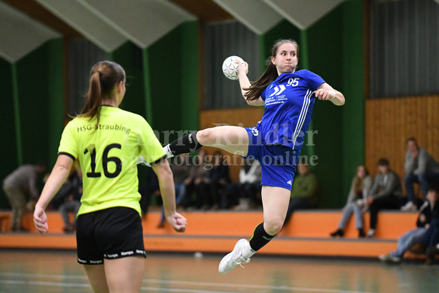 SSG Metten Damen : HSG Straubing | Anna-Maria Erl (SSG Metten Damen #95) - Realisiert mit Pictrs.com