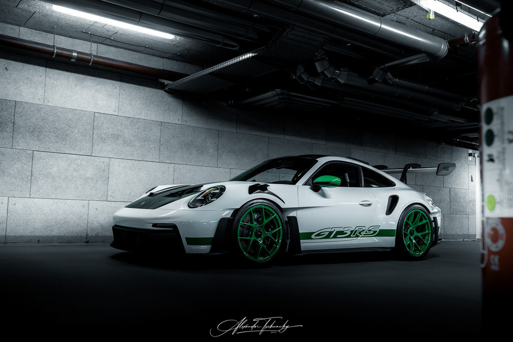 911 Porsche 911 GT3 RS | Entdecken Sie die faszinierende Welt von Alexander Tschuncky Arts: Kreative Fotografie, atemberaubende Automobilkunst und hochwertiger Bilderdruck. Lassen Sie sich inspirieren! - Realisiert mit Pictrs.com