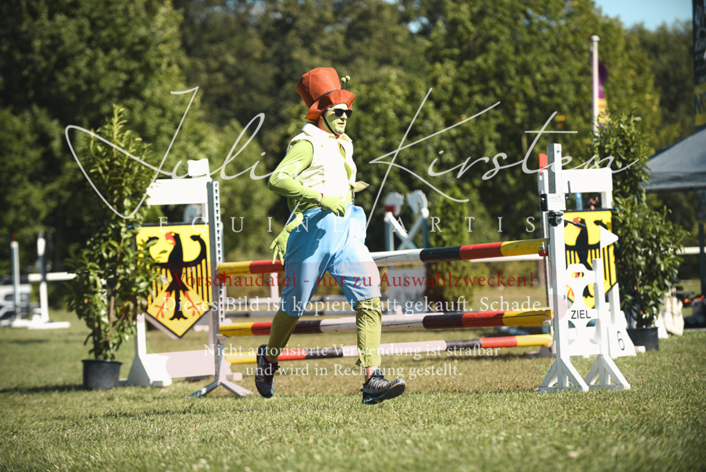 DSC_7499 | Pferde- und Turnierfotografie in Westsachsen. Pferdeportraits, Auftragszeichnungen und intuitive Kunst.