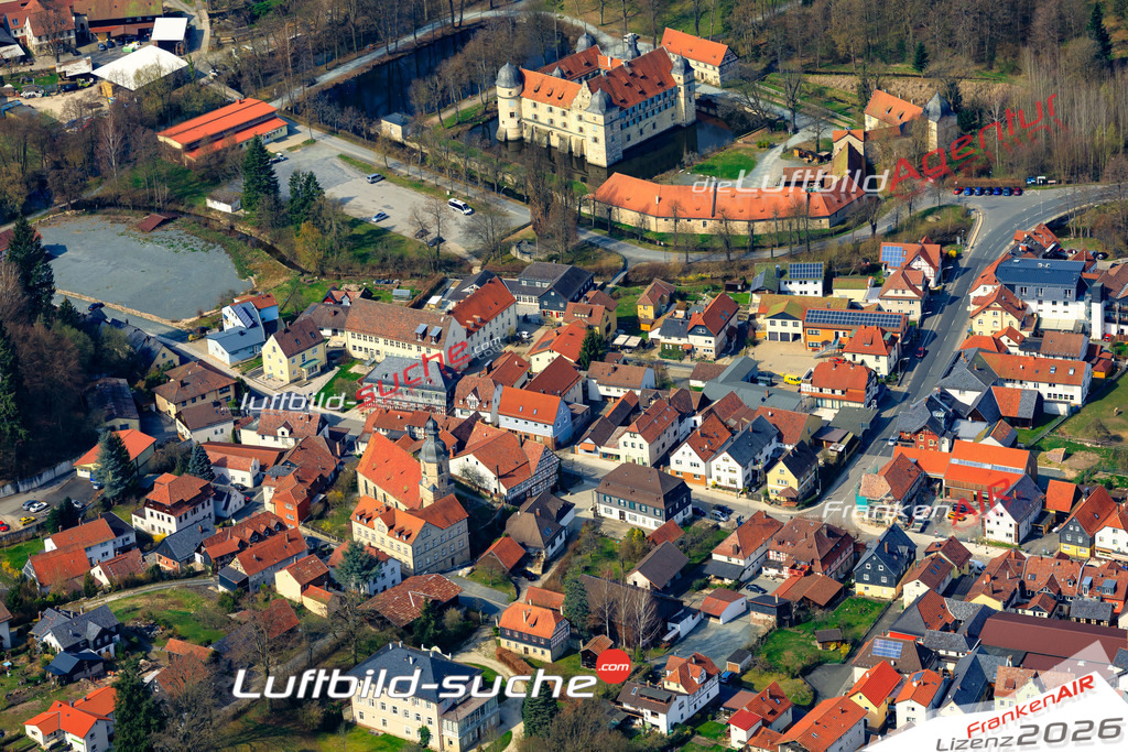 Die Luftbildaufnahme Mitwitz -  wurde 2019 mittels Flugzeug (keine Drohne) erstellt. Perfekte Schärfe und Druck- Ergebnisse- Garantiert!