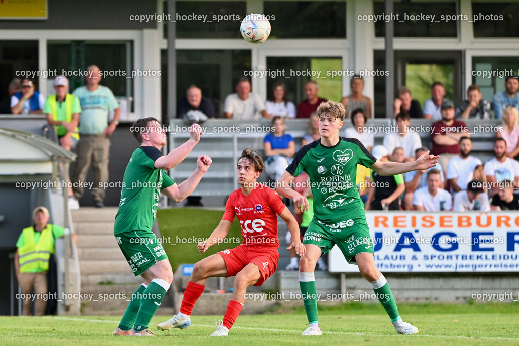 FC Lendorf vs. SC St.Veit | #8 Florian Pingist FC Lendorf, #6 Julian Hufnag St.Veit, #66 Luca Christoph Morgenstern FC Lendorf, FC Lendorf vs. SC St.Veit, FC Lendorf vs. SC St.Veit am 17.08.2024 in Lendorf (Thomas Morgenstern-Arena), Austria, (Photo by Bernd Stefan)