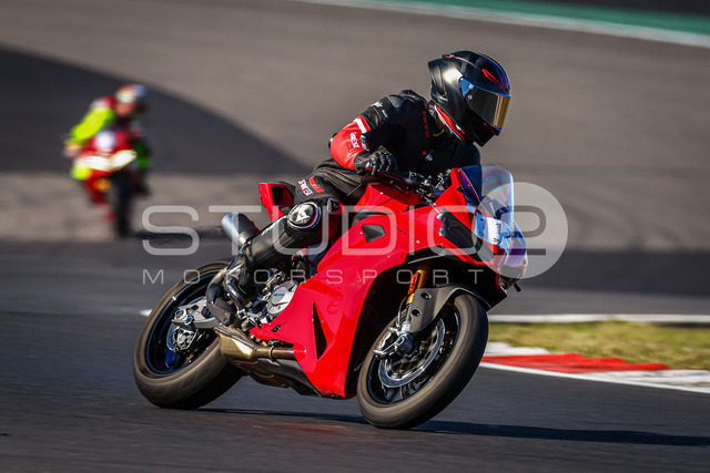 0112-260526NBR-006_112 | Deine Full-Service-Agentur für ✔️Videoproduktionen und ✔️Motorsportfotografie Jetzt Angebot anfragen!