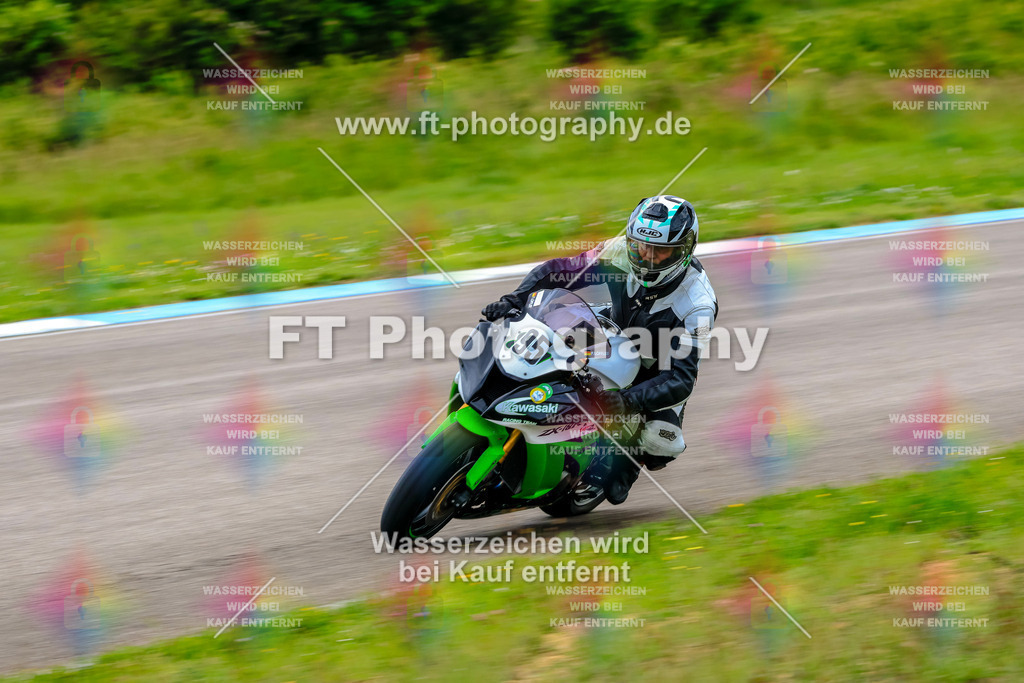 MotoTeam-3427 | Hier findet Ihr Bilder von Touristenfahrten auf der Nürburgring Nordschleife oder von anderen Veranstaltungen die ich besucht habe. Viel Spass beim Durch Schauen 