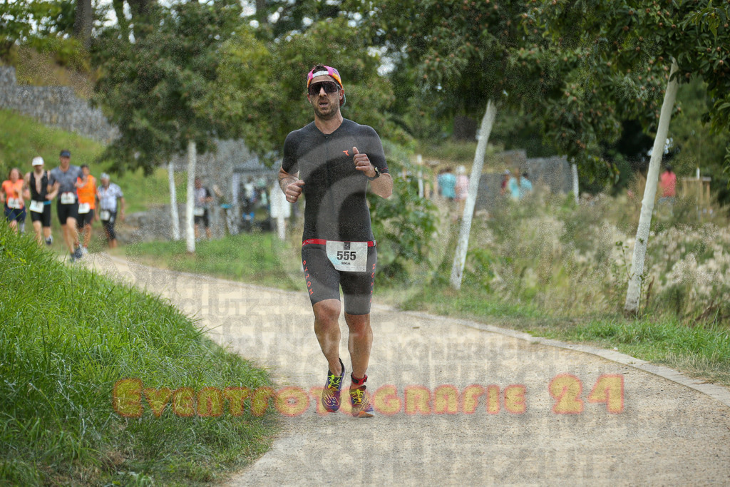 250824_1402_EX1_4698 | Sportfotografie im Rhein-Sieg Kreis, Köln, Bonn, NRW, Rheinland Pfalz, Hessen, etc. Unser Tätigkeitsfeld umfasst den Laufsport vom Volkslauf über den Marathon, Duathlon, Triathon bis zum Ultralauf wie Kölnpfad Ultra oder Schindertrail.