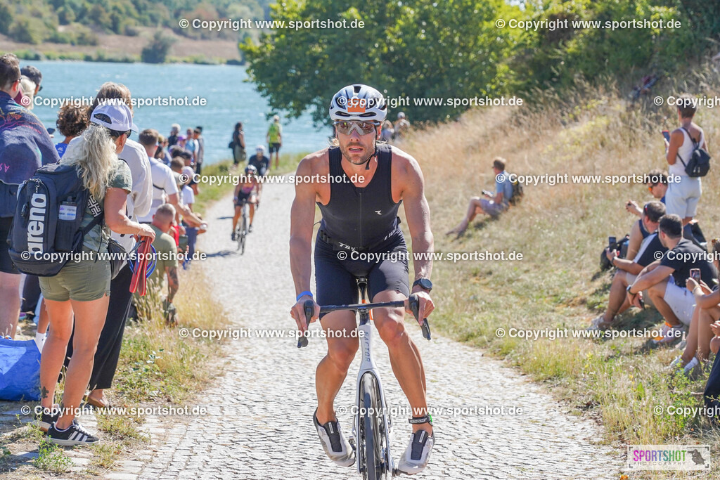 DSC00800 | Vienna Triathlon 2024                                        P3 Event                                                             #yourpictrs #sportshot_your_pictrs                 @Sportshotphotography                                     Photo Credit: www.sportshot.de