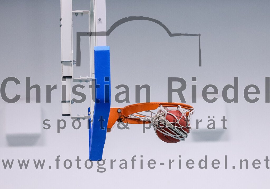 2025-12-06_019_TSV_Vaterstetten_gegen_MTV_1879_Muenchen | Vaterstetten, Deutschland, 06.12.2025:Basketball, 2. Regionalliga Süd 2025 / 2026, 9. Spieltag, TSV Vaterstetten gegen MTV 1879 München, Endergebnis: 58:83Foto: Christian Riedel / fotografie-riedel.net