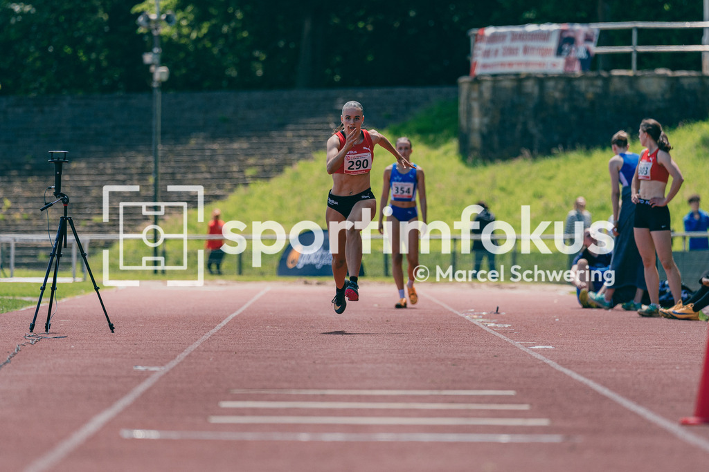 FLVW-Meisterschaften 2026 | Impressionen und Wettkampfszenen der FLVW-Meisterschaften 2026 mit Athletinnen und Athleten verschiedener Vereine und Altersklassen in unterschiedlichen Disziplinen der Leichtathletik. - Realisiert mit Pictrs.com