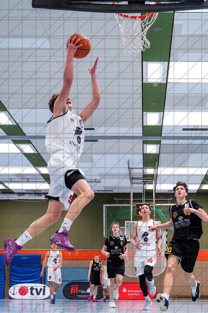 JBBL Relegation Gruppe 1 25/26 | Spieltag 16 | Charisma Young Bulls vs. SG Bernau-Berlin-Nord | 15.02.26: JBBL Relegation Gruppe 1 25/26 | Spieltag 16 | Charisma Young Bulls vs. SG Bernau-Berlin-Nord / Ibbenbüren / Deutschland  //   CREDIT:www.bullenfotos.de, Martin König, Hörner Weg 40, D-49078 Osnabrück, +4917663732967 // Nutzung und Weitergabe nur zu den vereinbarten Zwecken. Presseanfragen an Ersteller. Alle Rechte beim Ersteller. Honorierung nach MFM. - Realisiert mit Pictrs.com
