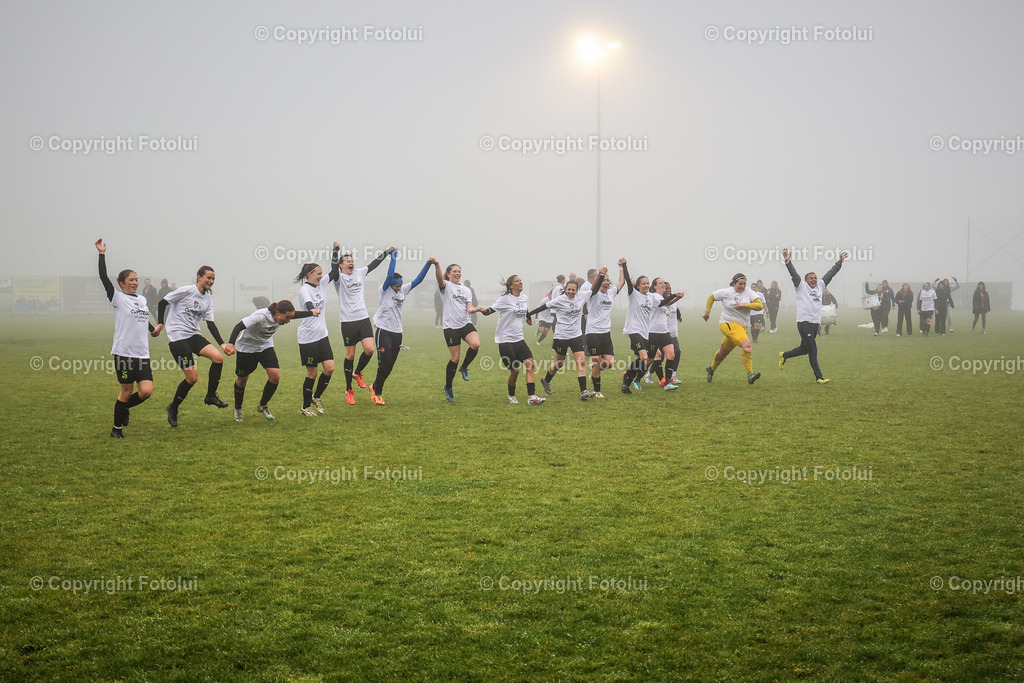 A-BINDER_20240601_0072 | St.Stefan,AUSTRIA,01.June.24 - SOCCER - Zaunergroup OOE Ladies Cuo, LASK vs FCPS. Image shows the rejoicing of Kematen.Photo: Sportmediapics.com/ Manfred Binder