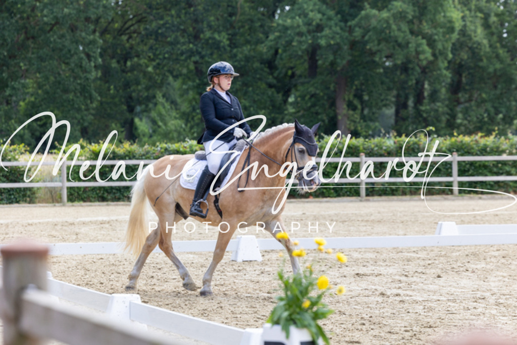 7I8A4134 | melanie-engelhardt-photography - Realisiert mit Pictrs.com