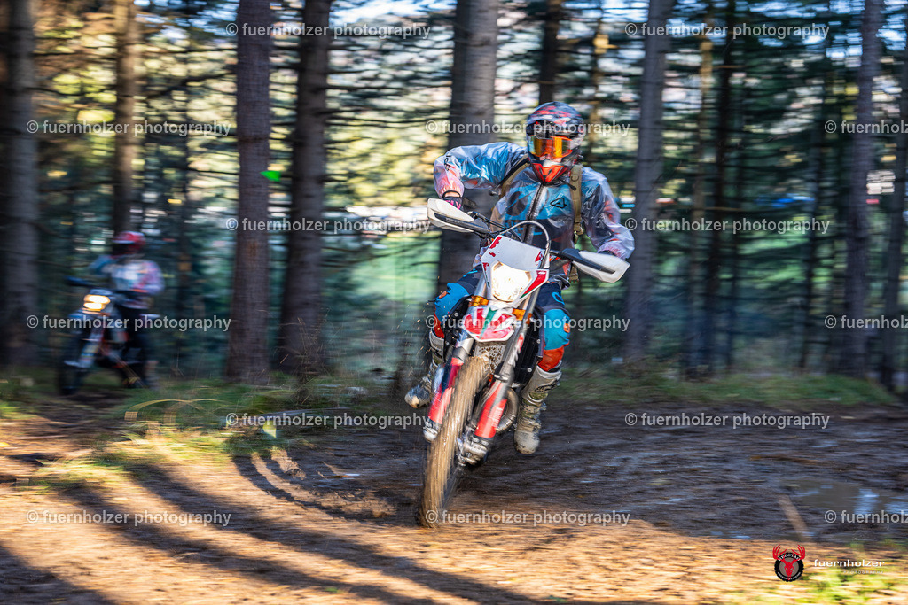 fuernholzer_251026-C1-46 | Fotografische Impressionen von der Red Stag Enduro Extreme by fuernholzer-photography.com. Endurosport in Österreich fotografisch festgehalten von fuernholzer. Auftragsfotografie für Private, Gewerbefotos und Industriefotografie. Eventfotografie, Sportfotografie und Motorsportfotografie. Anbieter von Fotoworkshops, Fototraining, fotografischen Vorträgen und Fotoseminaren.