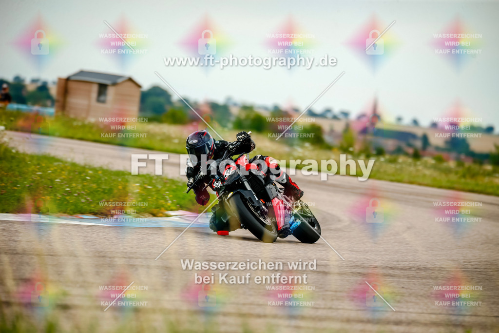 Chambley Juli-2294 | Hier findet Ihr Bilder von Touristenfahrten auf der Nürburgring Nordschleife oder von anderen Veranstaltungen die ich besucht habe. Viel Spass beim Durch Schauen 