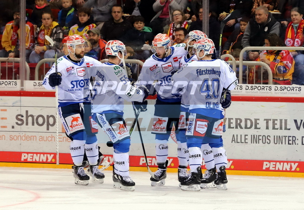 Torjubel Wild Wings | Torjubel Wild Wings - Realisiert mit Pictrs.com