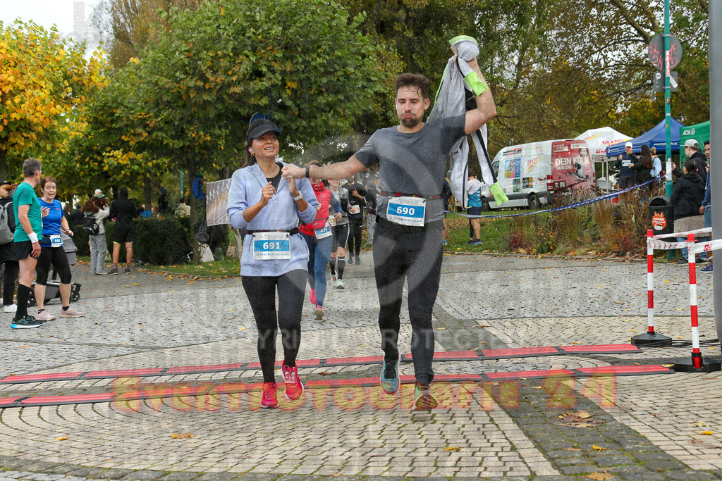241020_1018_EX1_8616 | Sportfotografie im Rhein-Sieg Kreis, Köln, Bonn, NRW, Rheinland Pfalz, Hessen, etc. Unser Tätigkeitsfeld umfasst den Laufsport vom Volkslauf über den Marathon, Duathlon, Triathon bis zum Ultralauf wie Kölnpfad Ultra oder Schindertrail.