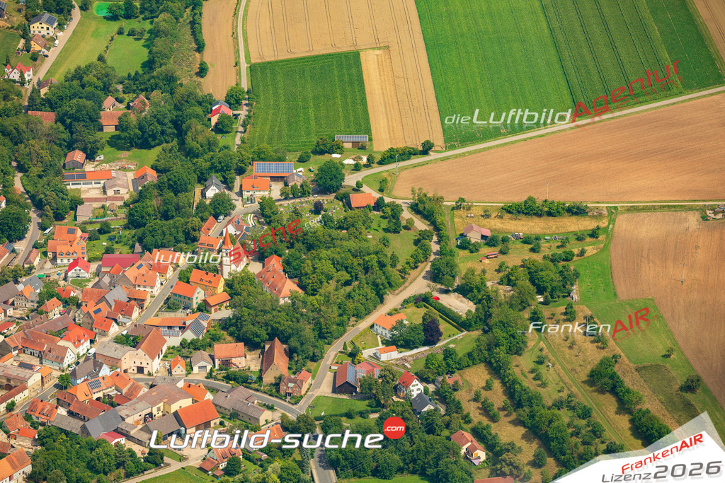 Luftaufnahme von Ippesheim - Die Luftaufnahme wurde 2025 vom UL-Flugzeug heraus erstellt ( keine Drohne ) - Hochauflösende Luftaufnahme - für professionelle Ausdrucke geeignet. Die Geschenkidee !Mit Lizenz und Bildrechte bestellbar