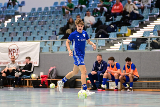 Futsal I Junioren I Saison 2024-2025 I NORDFV Regionalmeisterschaft I 081683 | Der Sportfotograf. - Realisiert mit Pictrs.com