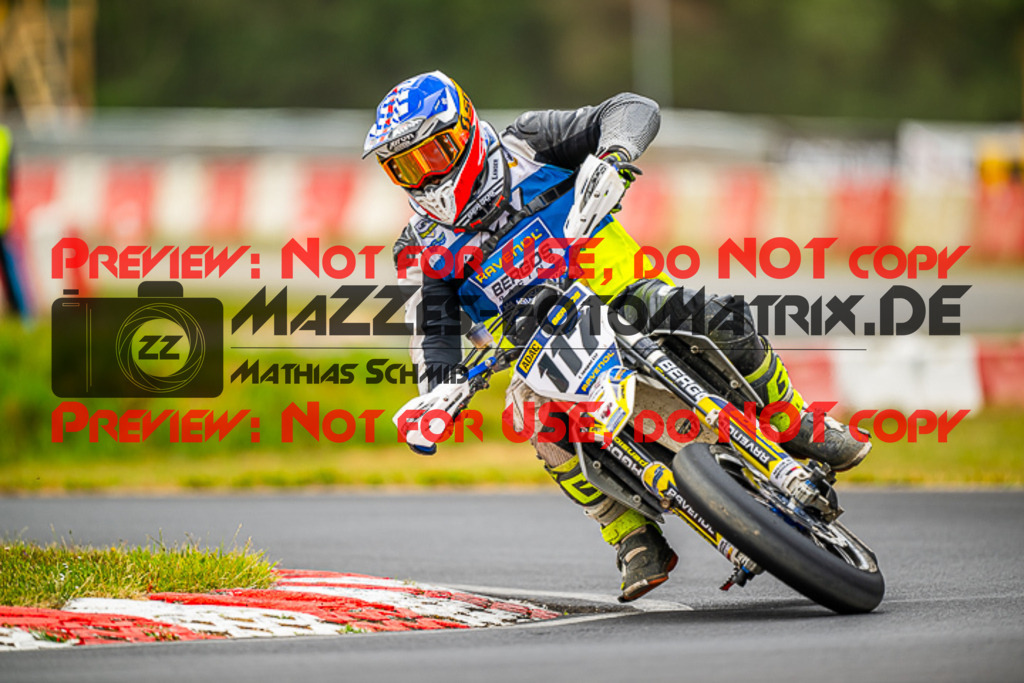 MaZZes_FotoMatrix_230702_6781 | S4