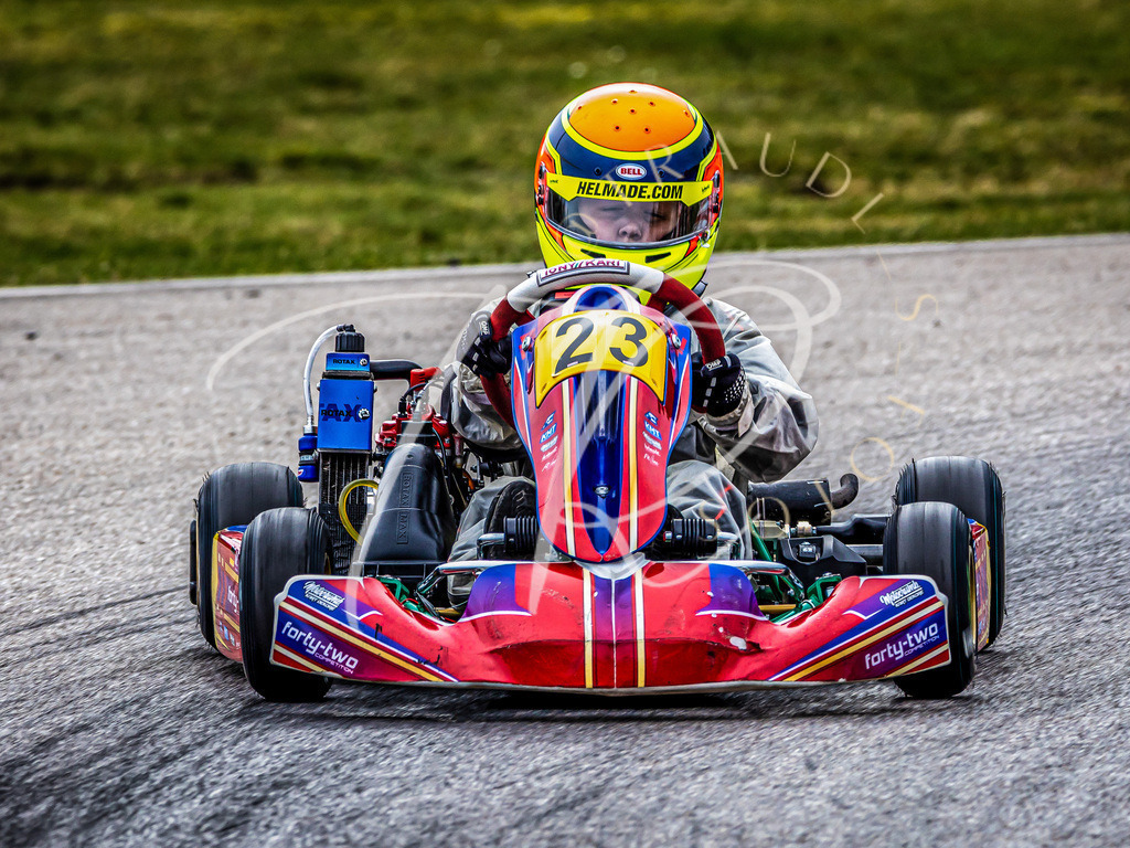 bbf1f3c58221419bac6a3bf3d1396a00 | traudl_s_fotos