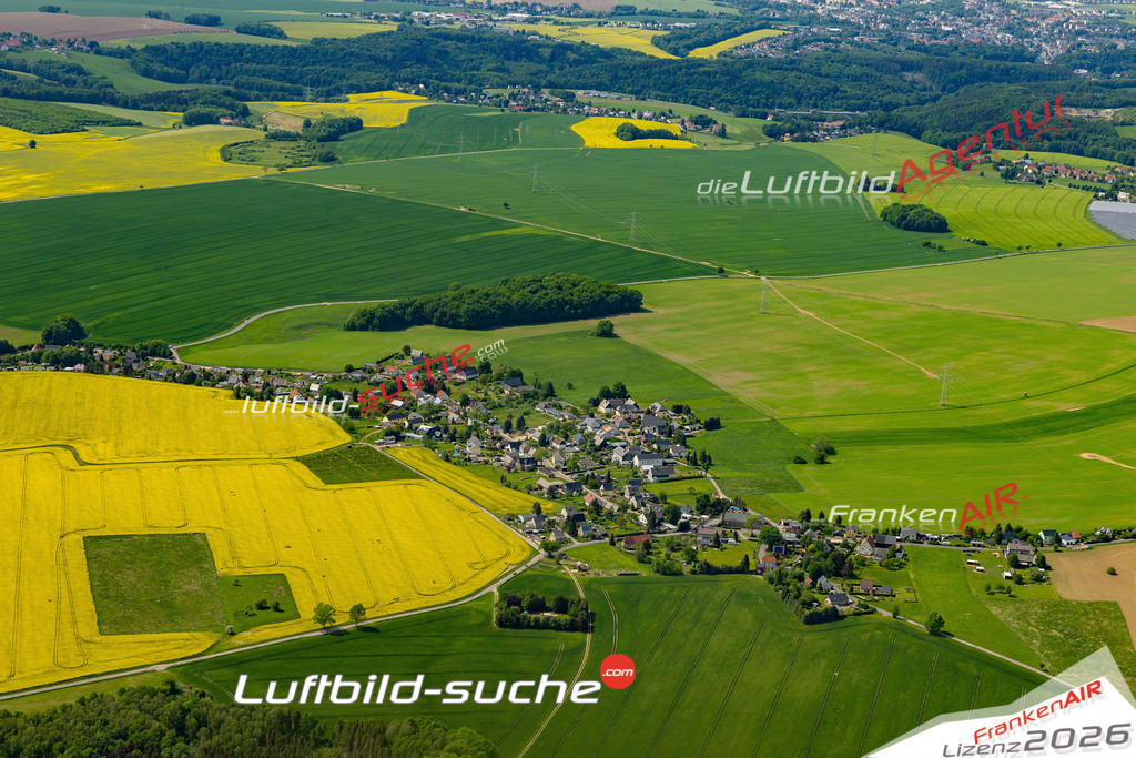 Die Luftaufnahme Irbersdorf - Frankenberg/Sa. wurde 2022 vom Flugzeug aus (keine Drohne) erstellt. Hohe Auflösung -für große Poster und Wandbilder geeignet - Garantiert!