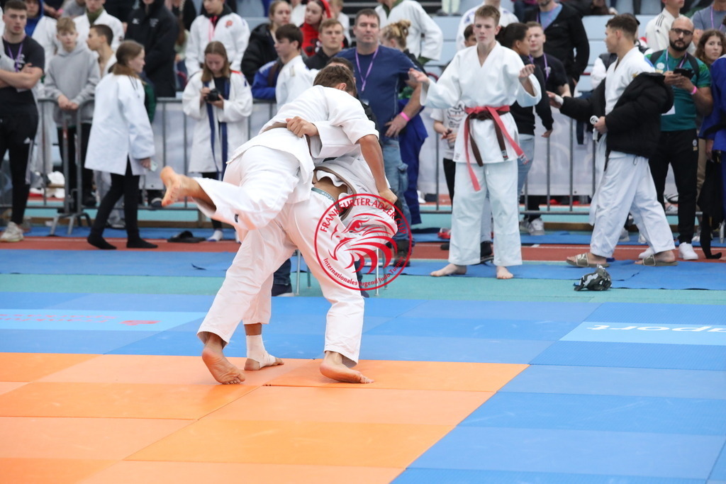 1J7A2797 | Fotos vom Adler Cup - Pictures from Adler Cup

Hier findet Ihr alle Eindrücke und großen Momente der Adler Cup Wochenenden. Here you will find all impressions and great moments of the Adler Cup weekends. - Realisiert mit Pictrs.com