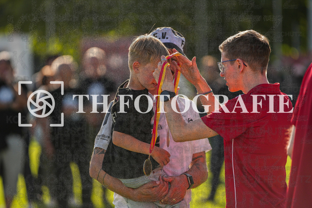 GER, FC Zell - FC Wittlingen, Fussball, Rothaus Bezirkpokal, Finale, Saison 2024/2025, 29.05.2025 | GER, FC Zell - FC Wittlingen, Fussball, Rothaus Bezirkpokal, Finale, Saison 2024/2025, 29.05.2025Foto: TH Fotografie/Alessio Bosco