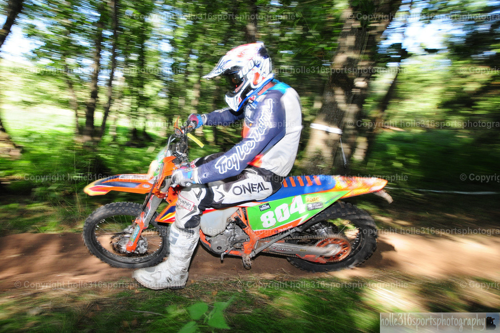 DSC_5620 | Sportfotografie , Motorsport, Motoross, Reitsport, Mointainbike, Enduro,
Landschaft , Outdoor, Eventfotografie, Landschaft, Bilder online bestellen - Realisiert mit Pictrs.com