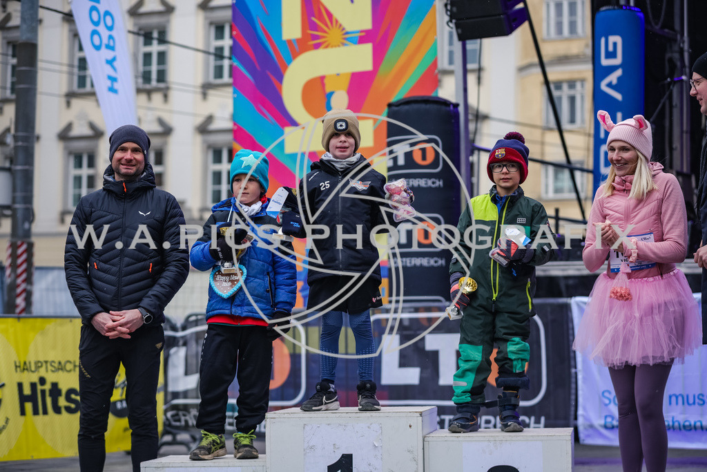 SILVESTERLAUF LINZ 25 | Linz, AUSTRIA, 31. Dezember 25, TRIRUN SILVESTERLAUF LINZ 25 , Image shows: 
Photo: WAPICS / BINDER Manuel