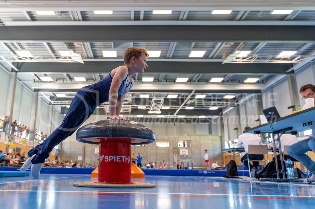 104. Zürcher Kunstturnertage Neftenbach - 15. May 2022 | 104. Zürcher Kunstturnertage Neftenbach
Turnhalle Ebni, Neftenbach
Programm 1 (P1)
Bild: Sportfotografie Markus Aeschimann | www.markus-aeschimann.ch - Realisiert mit Pictrs.com