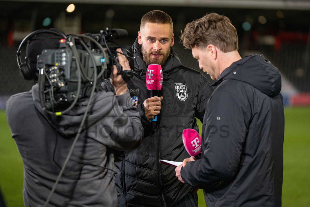 VfB Stuttgart II vs. SSV Ulm 1846 Fussball, Fussball, 3. Liga, 32. Spieltag, 08.04.2026 | Lucas Roeser (SSV Ulm 1846 Fussball, #09) im Interview nach Abpfiff,VfB Stuttgart II vs. SSV Ulm 1846 Fussball, Fussball, 3. Liga, 32. Spieltag, 08.04.2026DFB regulations prohibit any use of photographs as image sequences and/or quasi-video