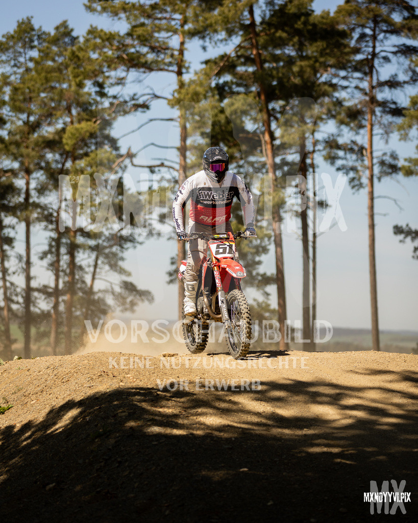 866A5013 | mxndyyvipix