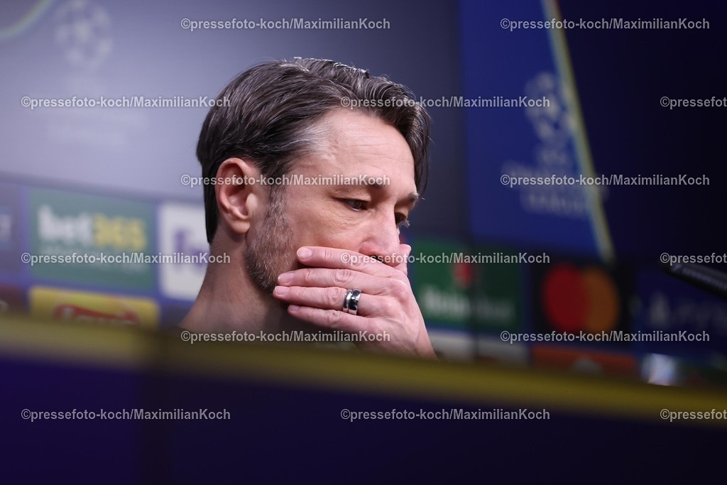 UCL1902250101075 | 19.02.2025, Fußball, UEFA Champions League, Borussia Dortmund - Sporting Lissabon, Signal Iduna Park, Knockout phase play-offs, Saison 2024 2025: Trainer Niko Kovac (Cheftrainer BVB) bei der Pressekonferenz nach dem Spiel