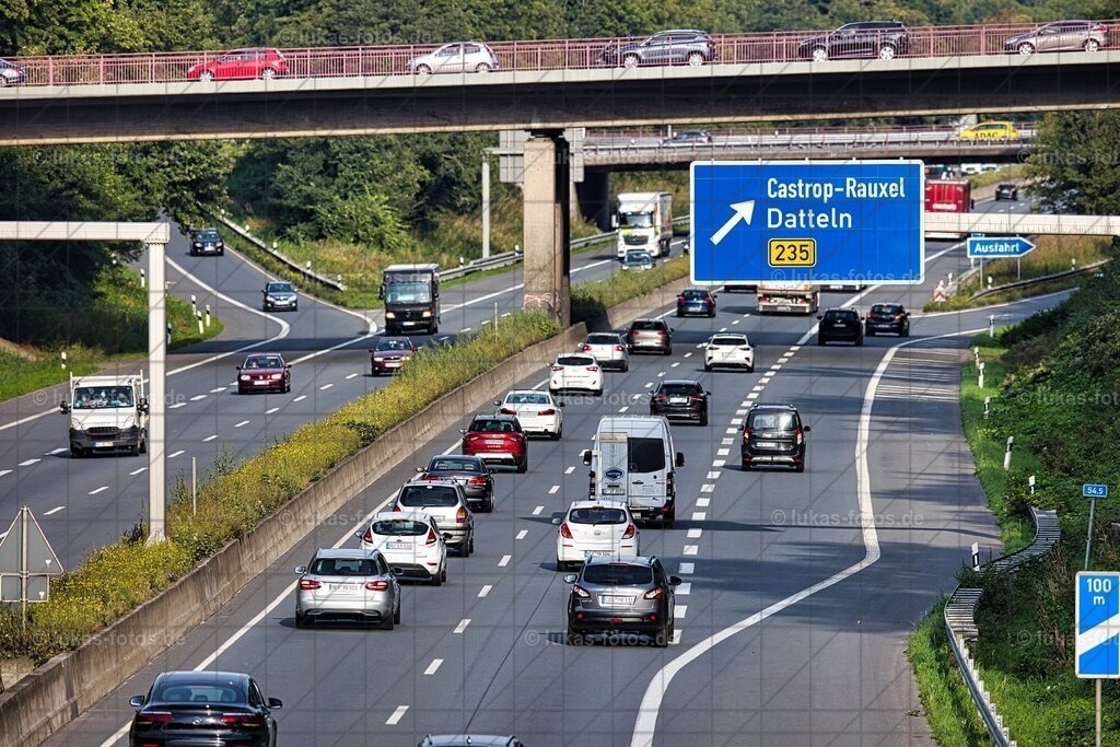 2021-09-13 A42 Autobahn 42 Abfahrt Auffahrt Castrop-Rauxel Bladenhorst Foto Lukas 00334 | Autobahn A42 Abfahrt Castrop-Rauxel - Realisiert mit Pictrs.com